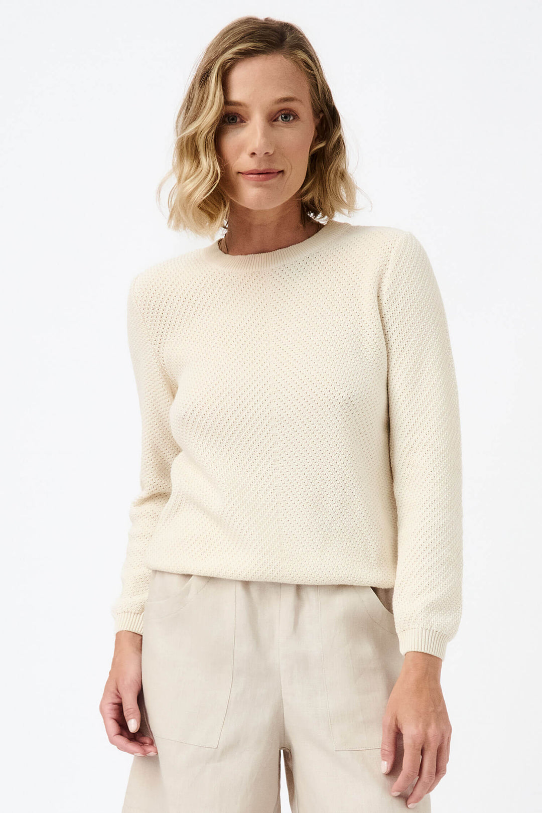 Knitted pinpoint pullover