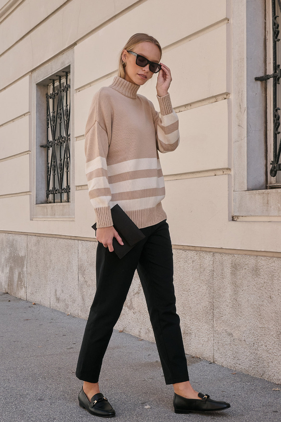 Knitted striped pullover