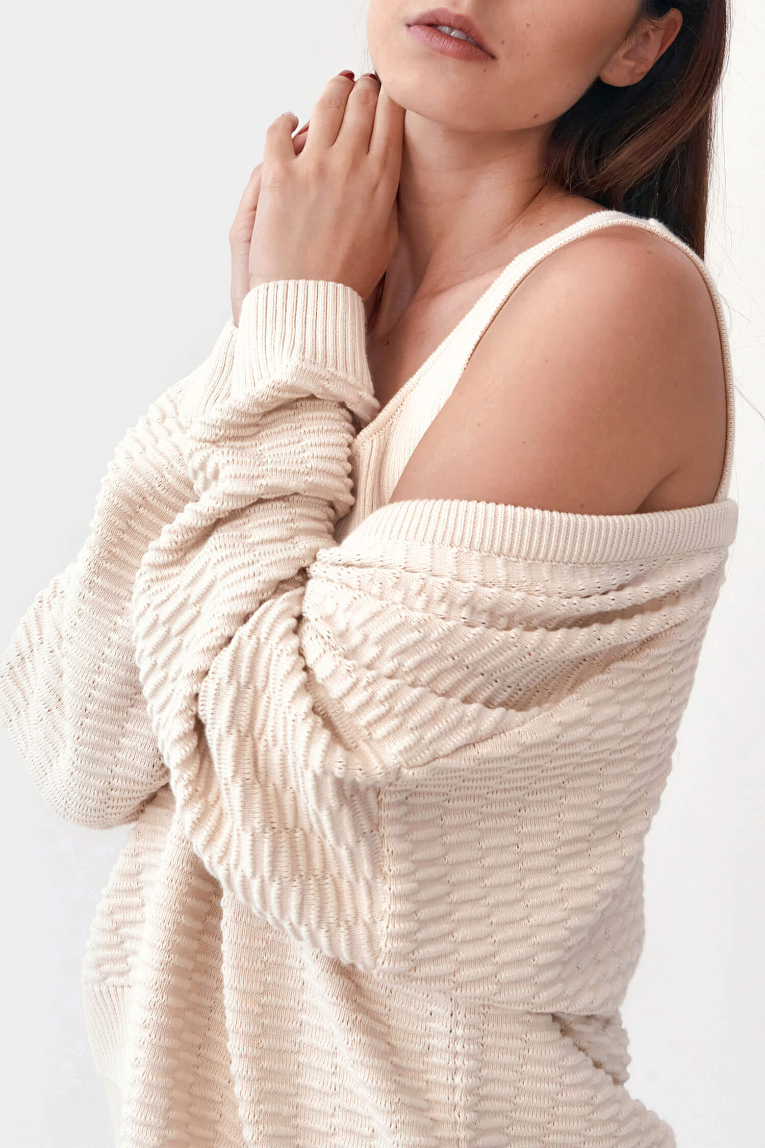 Knitted relief button-down cardigan