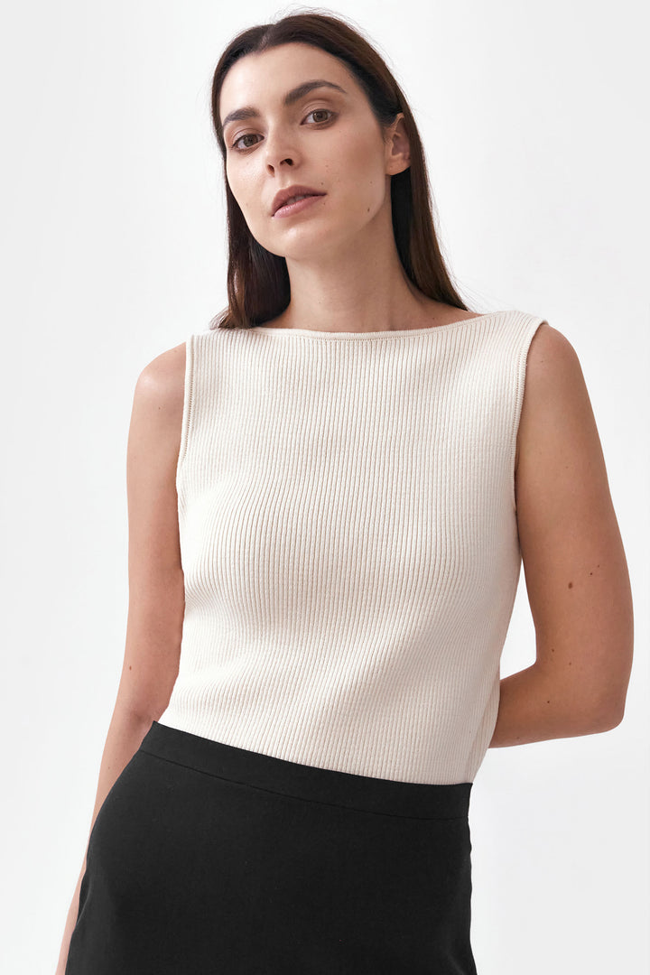 Knitted boat neck top