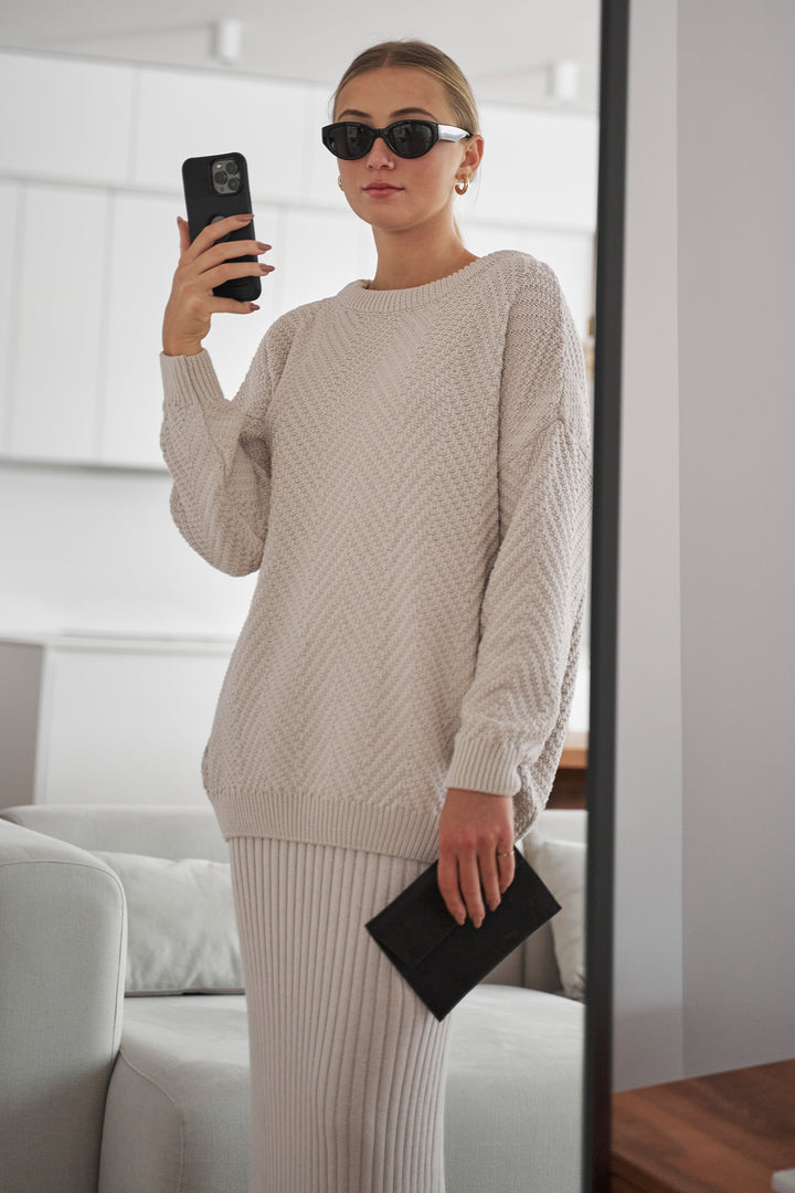 Knitted ribbed V-neck dress