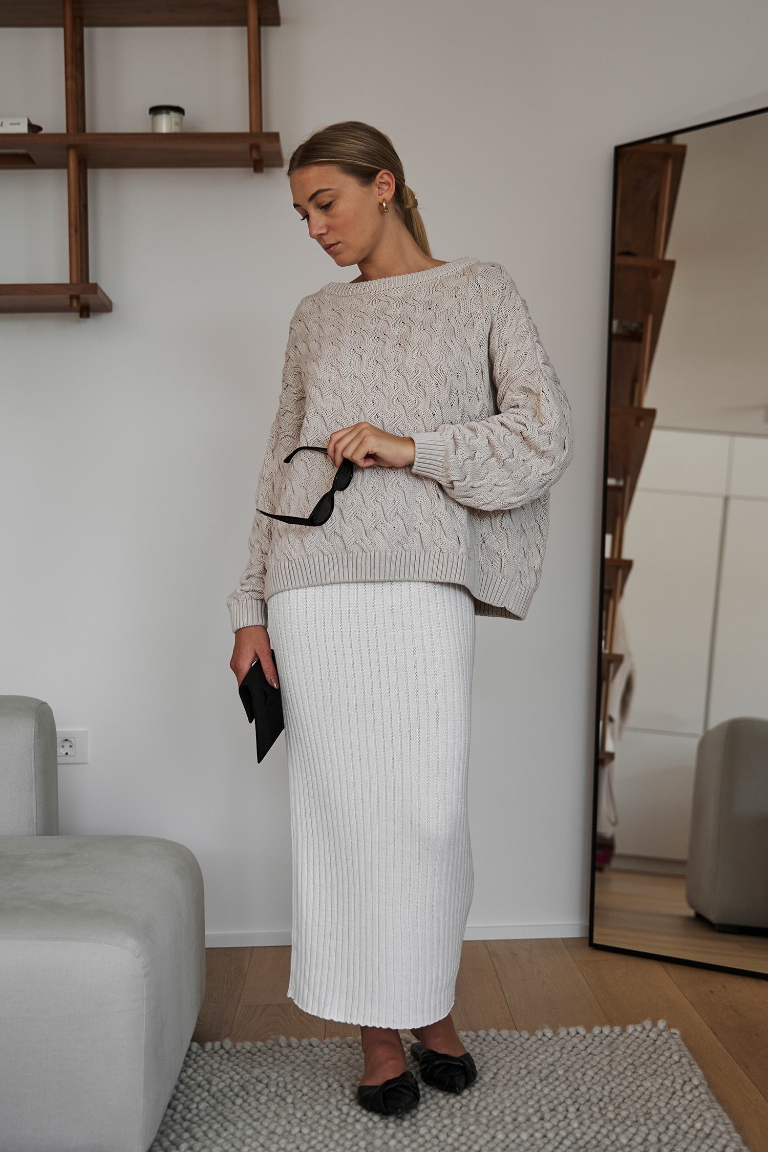 Knitted oversized braid knit sweater women's in taupe – Mila.Vert