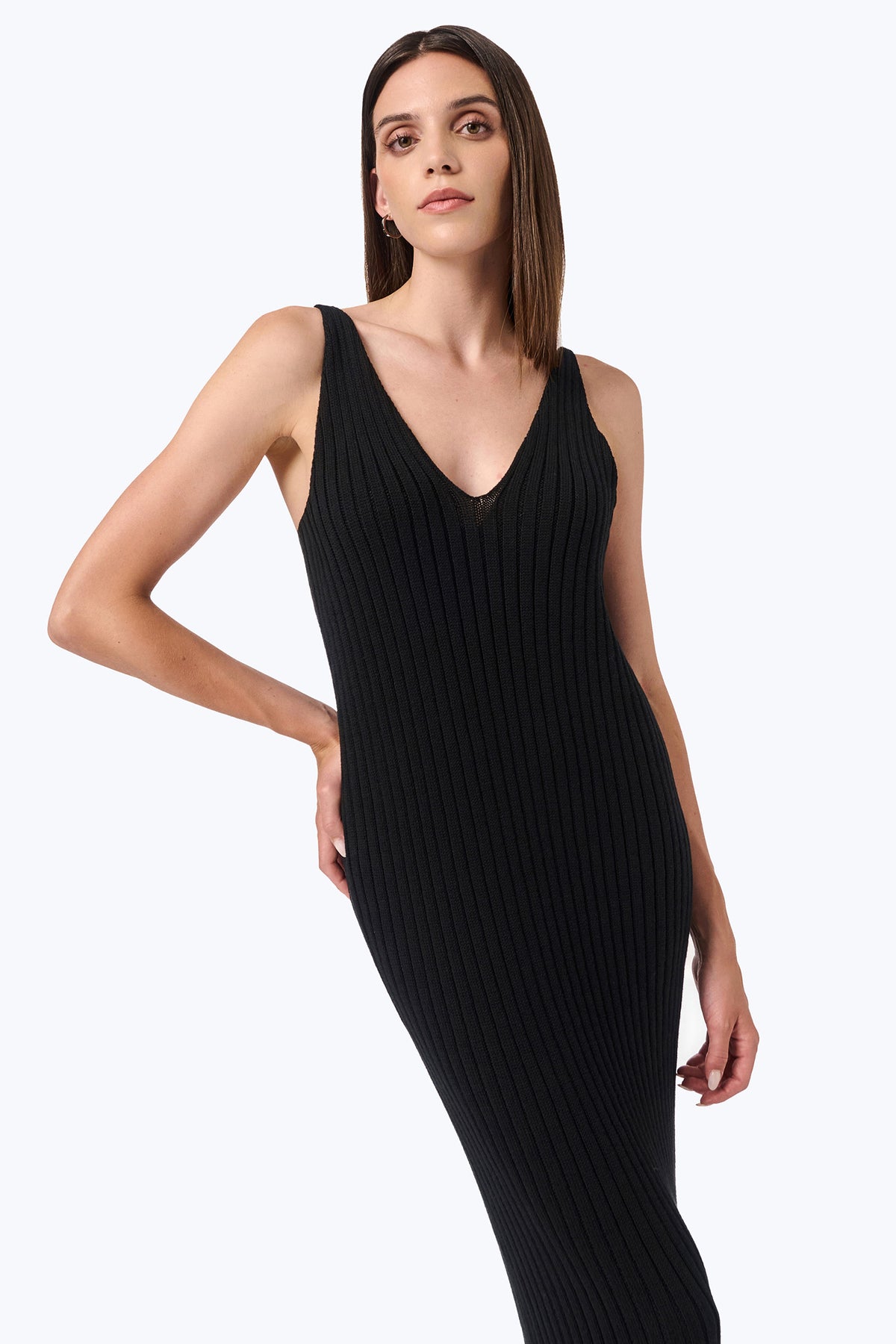 Knitted ribbed V-neck dress in black Mila.Vert Knitted ribbed V-neck dress in black Mila.Vert