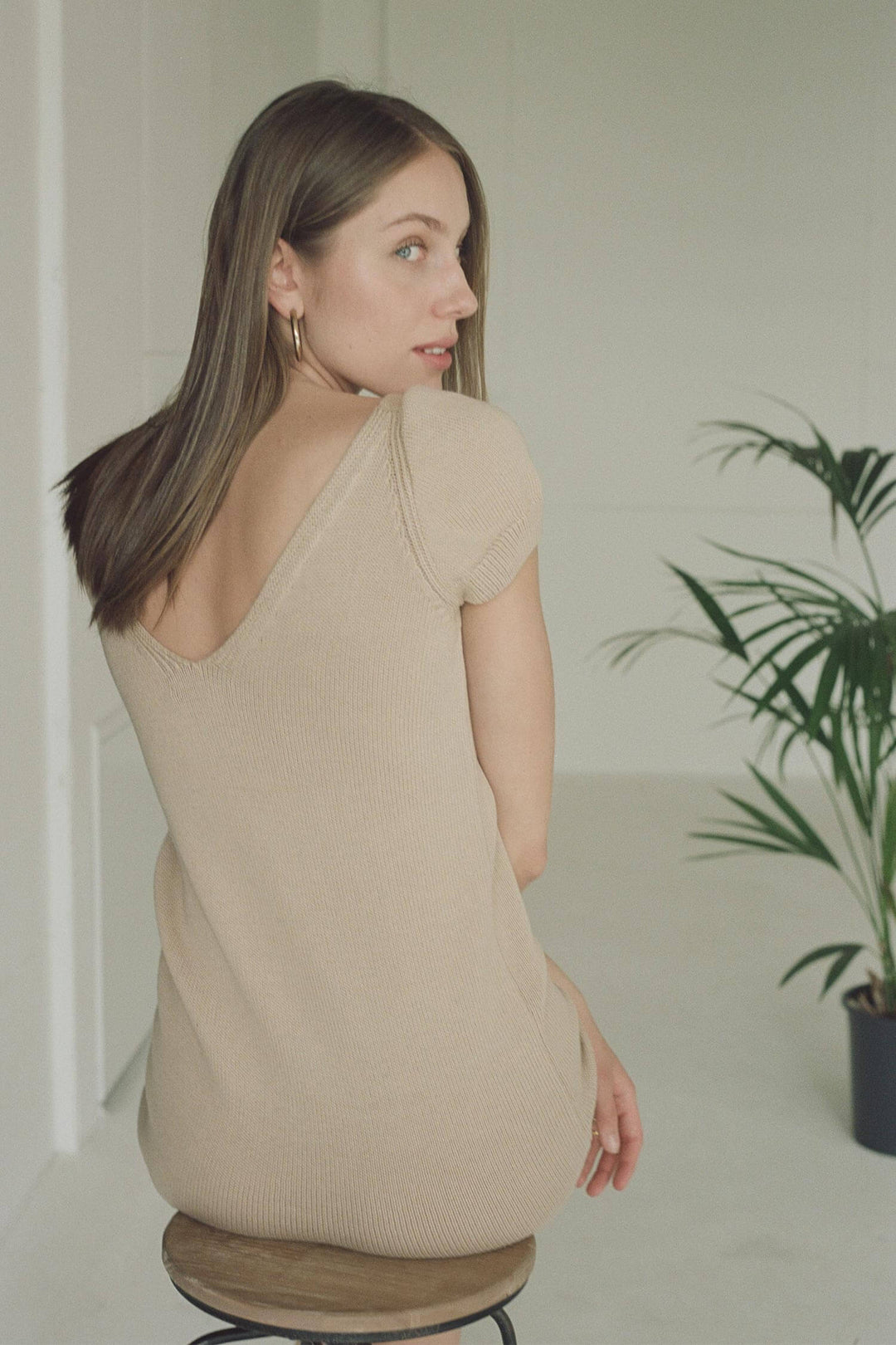 Knitted short-sleeved dress