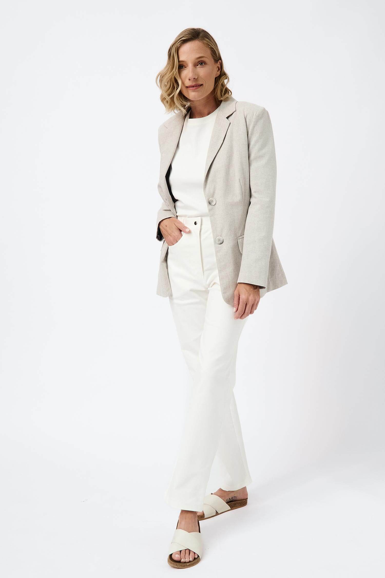 Tailored organic cotton blazer