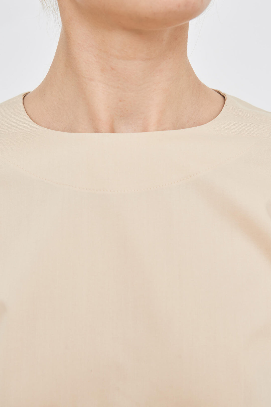 Round neckline A-line blouse