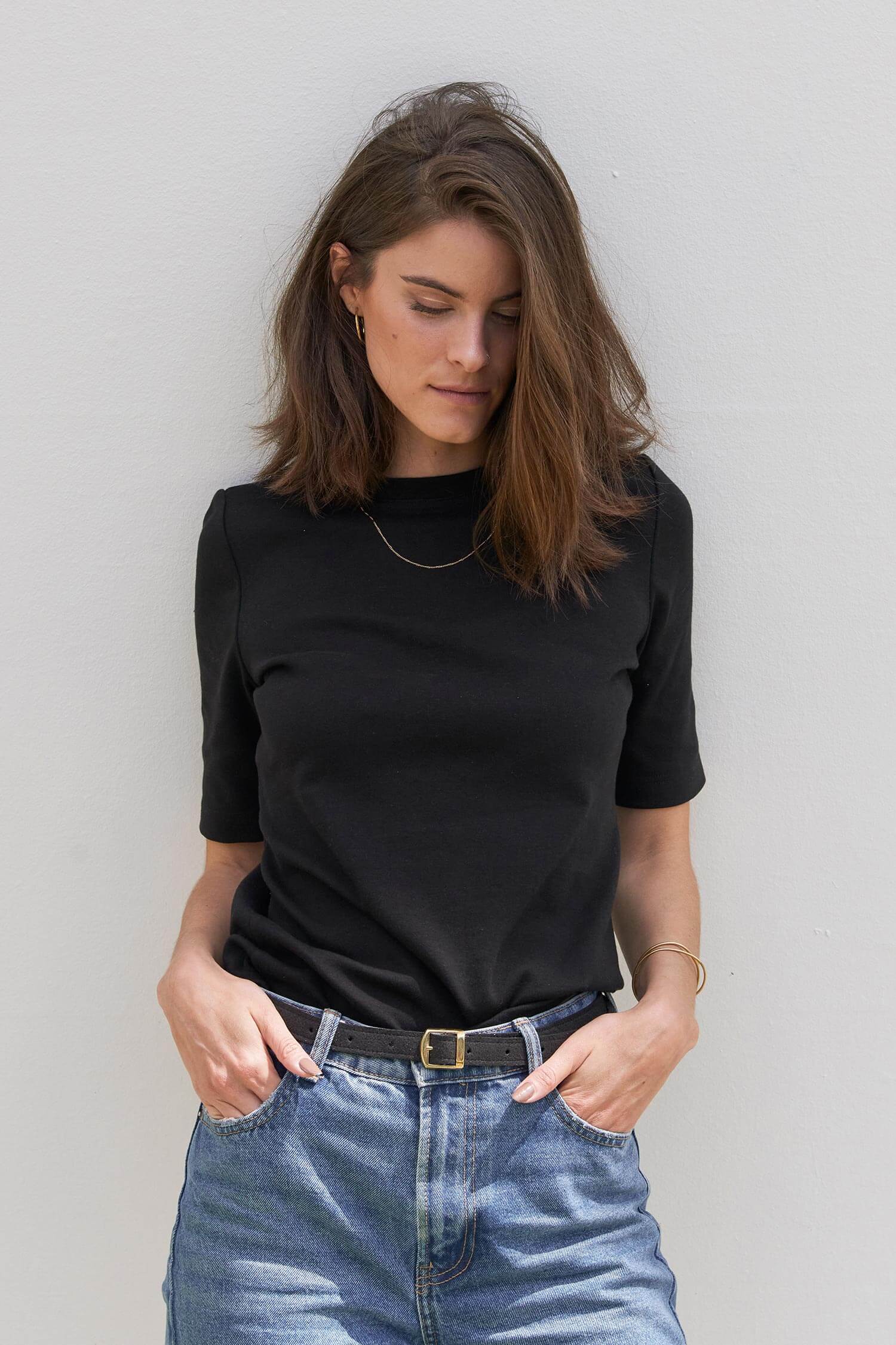 Short-sleeved top