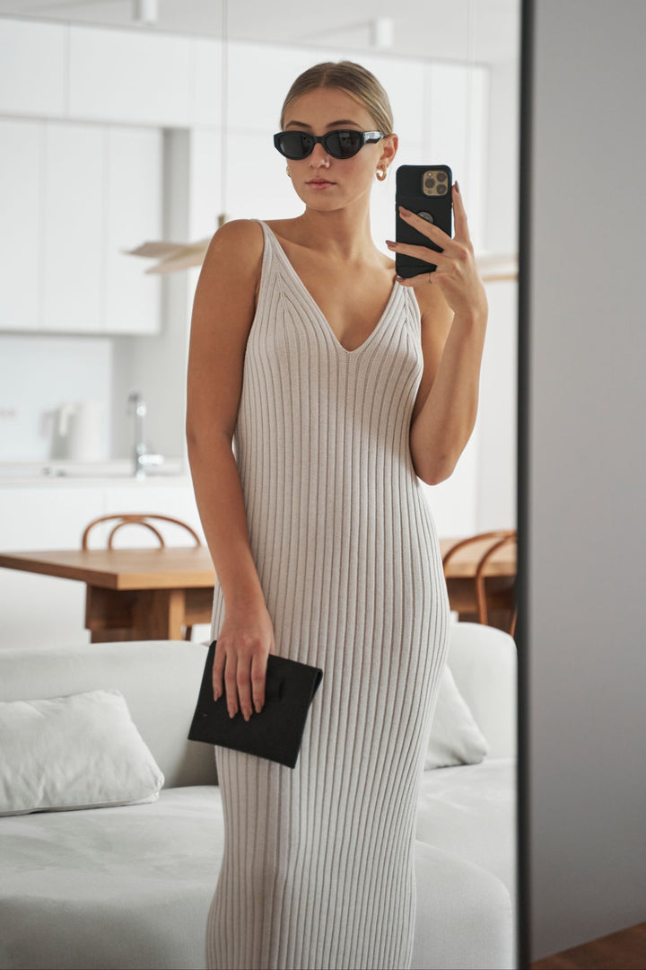 Knitted ribbed V-neck dress